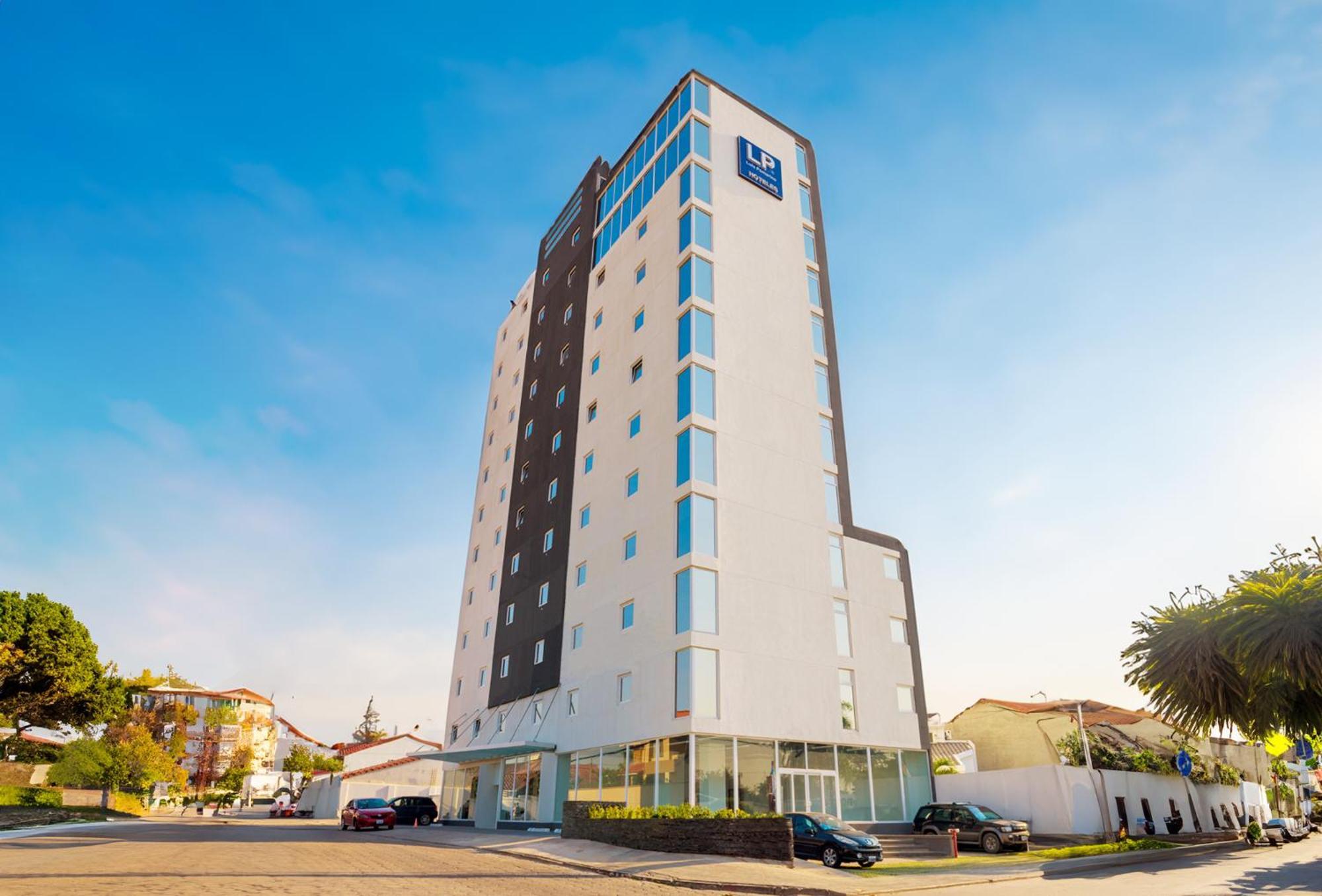 Отель Lp Equipetrol Санта-Крус-де-ла-Сьерра Экстерьер фото